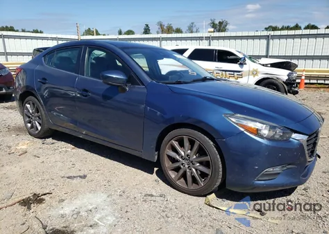 2018 Mazda 3 Touring z USA, uszkodzony, nr VIN 3MZBN1V35JM203531